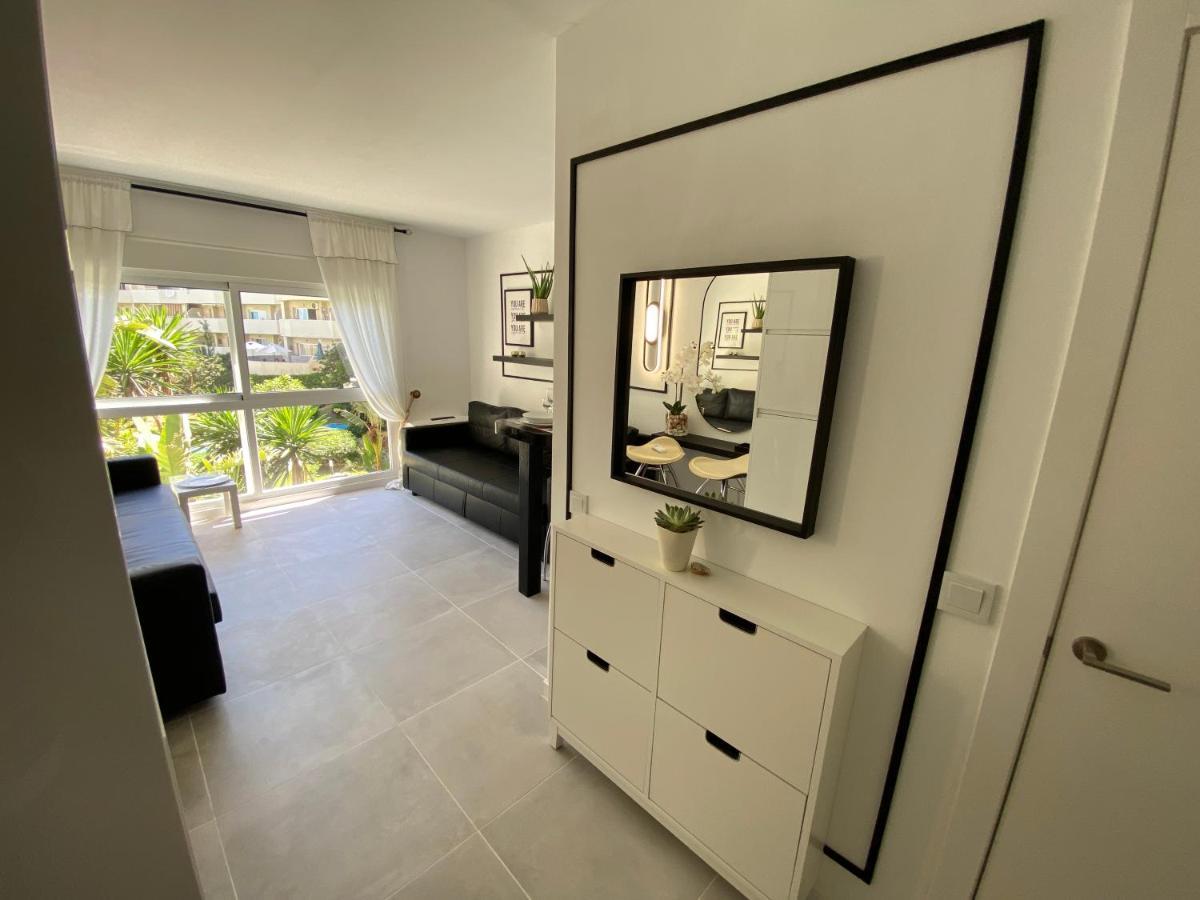 Modern Sea View Studio In Benal Beach Benalmádena Εξωτερικό φωτογραφία