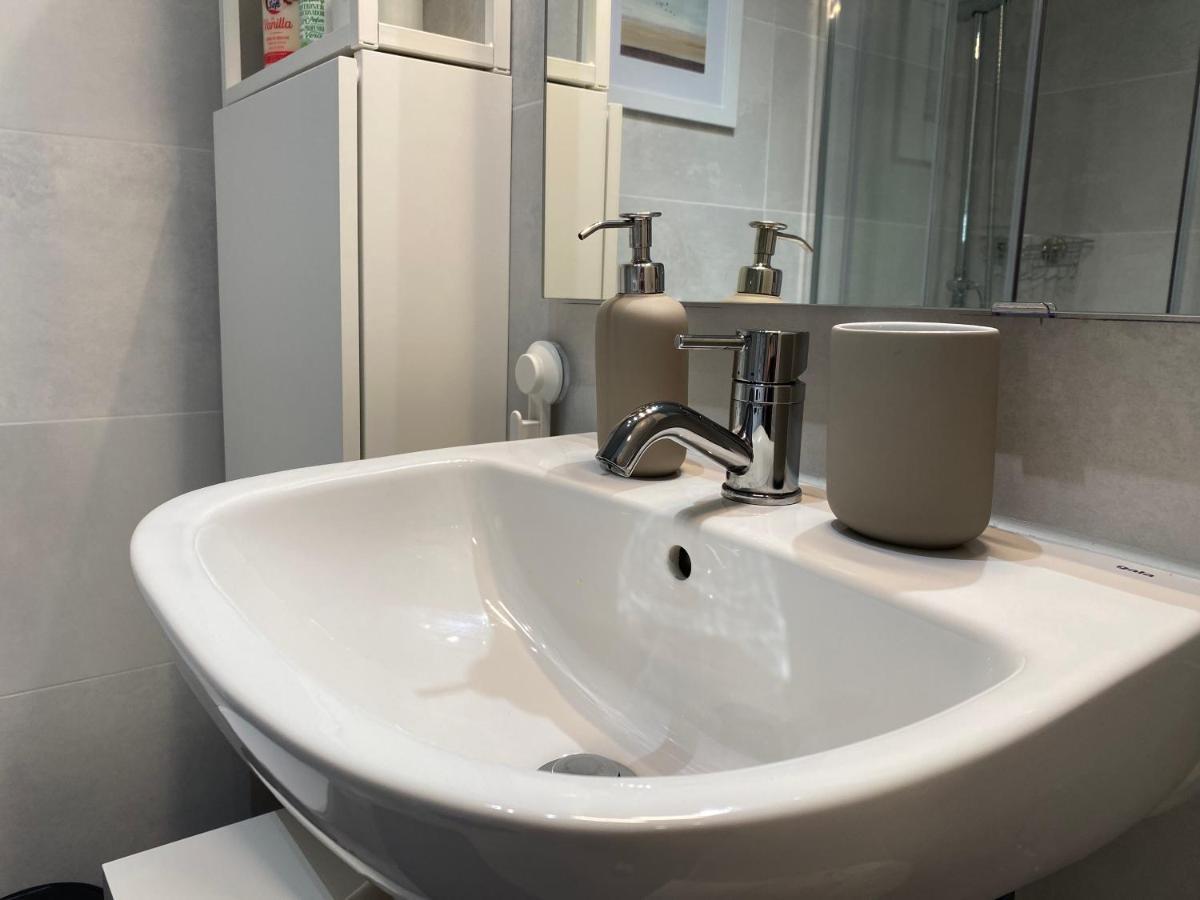 Modern Sea View Studio In Benal Beach Benalmádena Εξωτερικό φωτογραφία