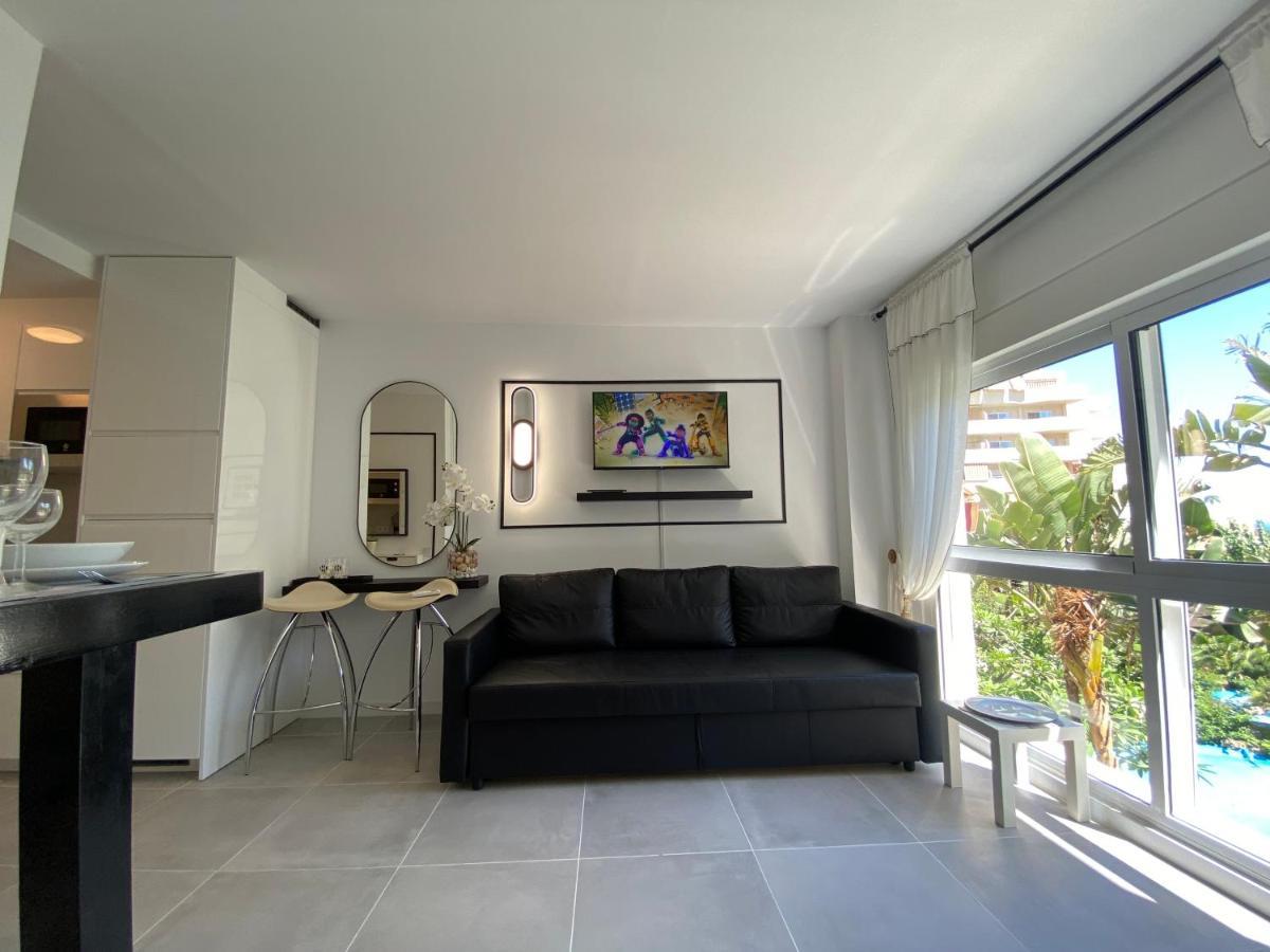 Modern Sea View Studio In Benal Beach Benalmádena Εξωτερικό φωτογραφία